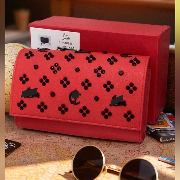 New Red Leather Designer Women's Bag Clutch Crossbody Wallet Spike Embellishment - Picture 1 of 7